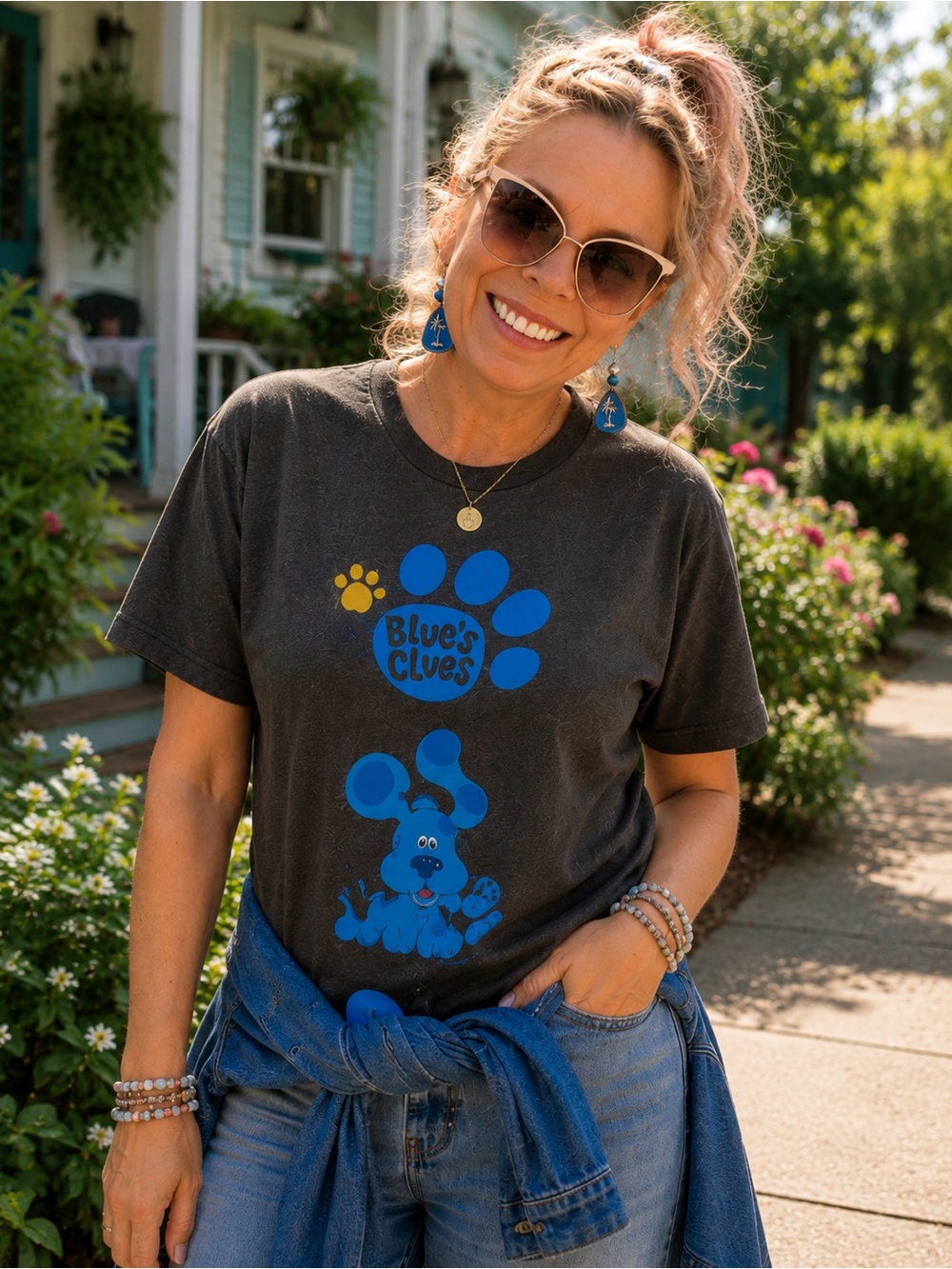 Blue’s Clues Graphic Tee Medium Nickelodeon Y2K 90s Cartoon Retro Shirt